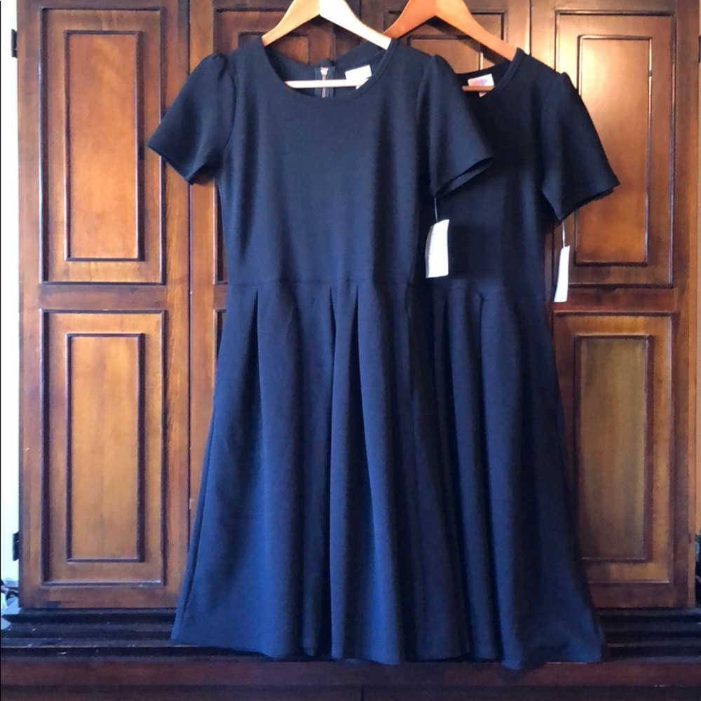 BNWT • Lularoe • Amelia Dress • Black • Small